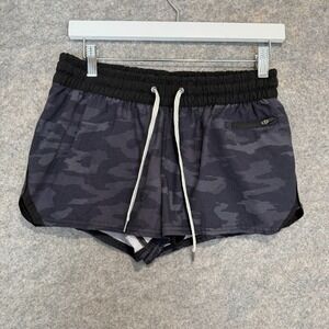 Vuori Clementine Camo Shorts Womens Medium Lined Gym Train Run Zip Pocket 2" Ins